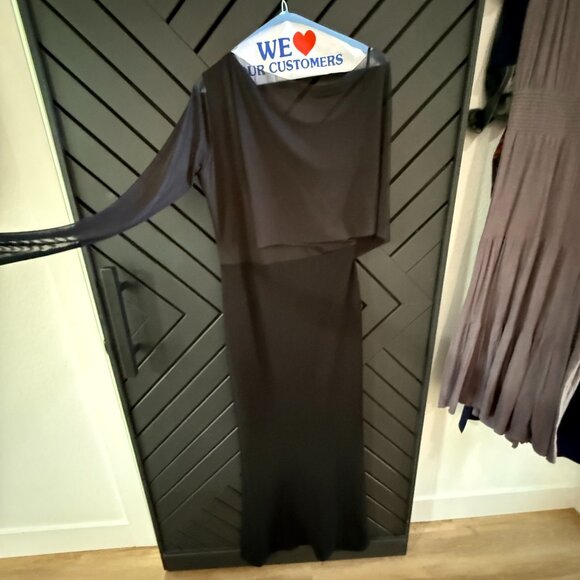 Valeria Gown by Marcella size Medium WORN JUST ONE TIME! - Picture 5 of 10